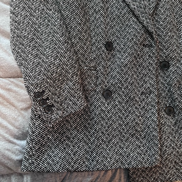 H&M Fitted Blazer - Picture 2 of 4